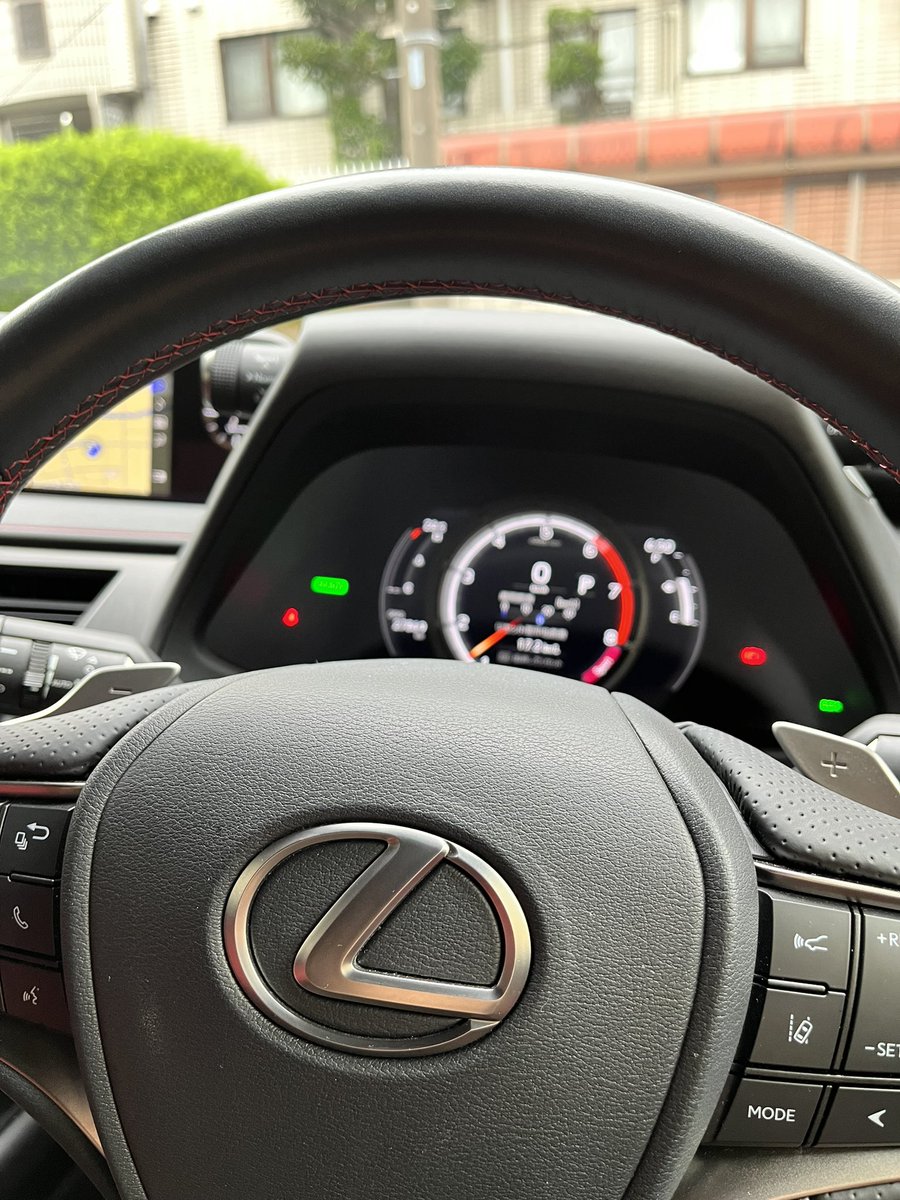 koji03687243's tweet photo. お出掛け✨😊
#lexus 
#LEXUSUX 
#LEXUSUX250h https://t.co/meYMJftZ5P