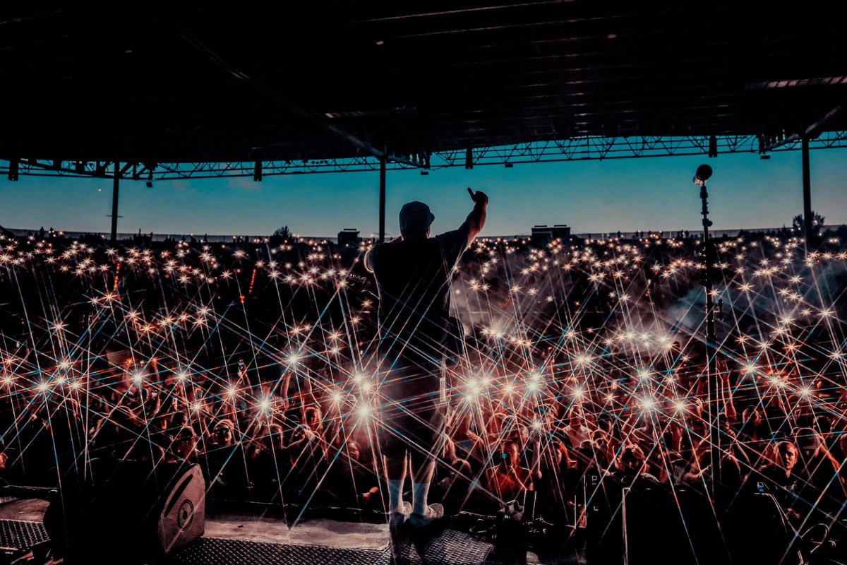 SlightlyStoopid tweet picture