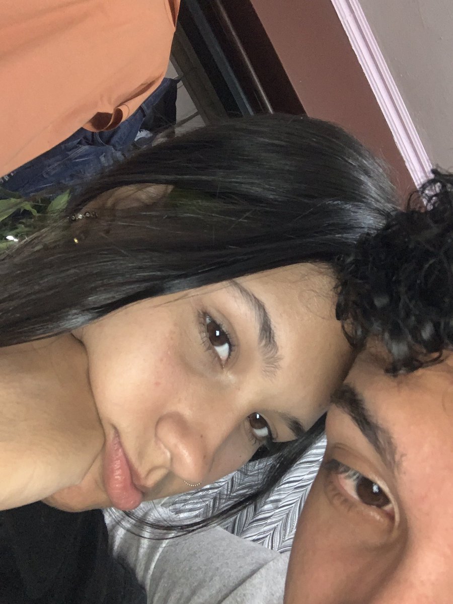 _imstephy3's tweet photo. mi príncipe detallista, te amo amor mío💘 @JereGS9 https://t.co/Mhf7NMYt9G