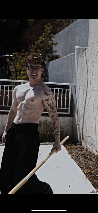 1 pic. Went Bo staff warrior mode for a video today ? https://t.co/QjjqCSZOZa