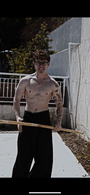 3 pic. Went Bo staff warrior mode for a video today ? https://t.co/QjjqCSZOZa