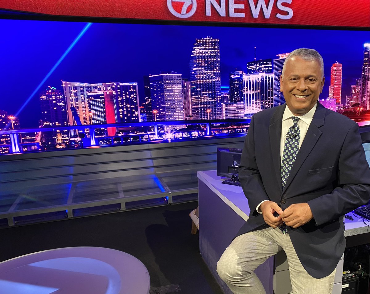 Craig Stevens 📺 (@cstevenson7) on Twitter photo .. started <a href="/wsvn/">WSVN 7 News</a> 31-years ago today… mom and dad weren’t kidding .. time really does fly #grateful .. started <a href="/wsvn/">WSVN 7 News</a> 31-years ago today… mom and dad weren’t kidding .. time really does fly #grateful