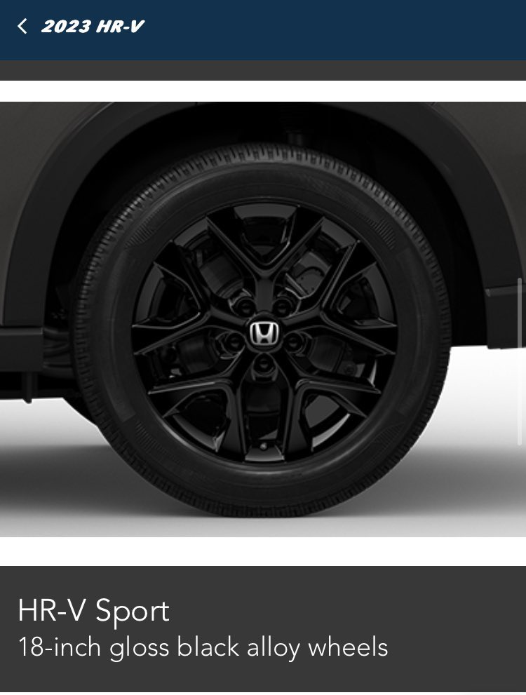 私のZR-Vは黒ですが、フロントは北米仕様ハニカムグリルと日本仕様