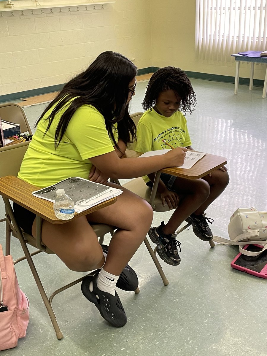 KropCTE's tweet photo. Exciting first week of the #SummerYouthInternshipProgram with @CTEMiami . Here is a taste of what some of our students are experiencing out in the work force! #syip #syip2023 @drldiaz https://t.co/BXBOlFmhuH