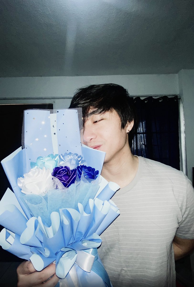 iamDenjo's tweet photo. 💙🤍🥺 https://t.co/pZ2GOyHXdn