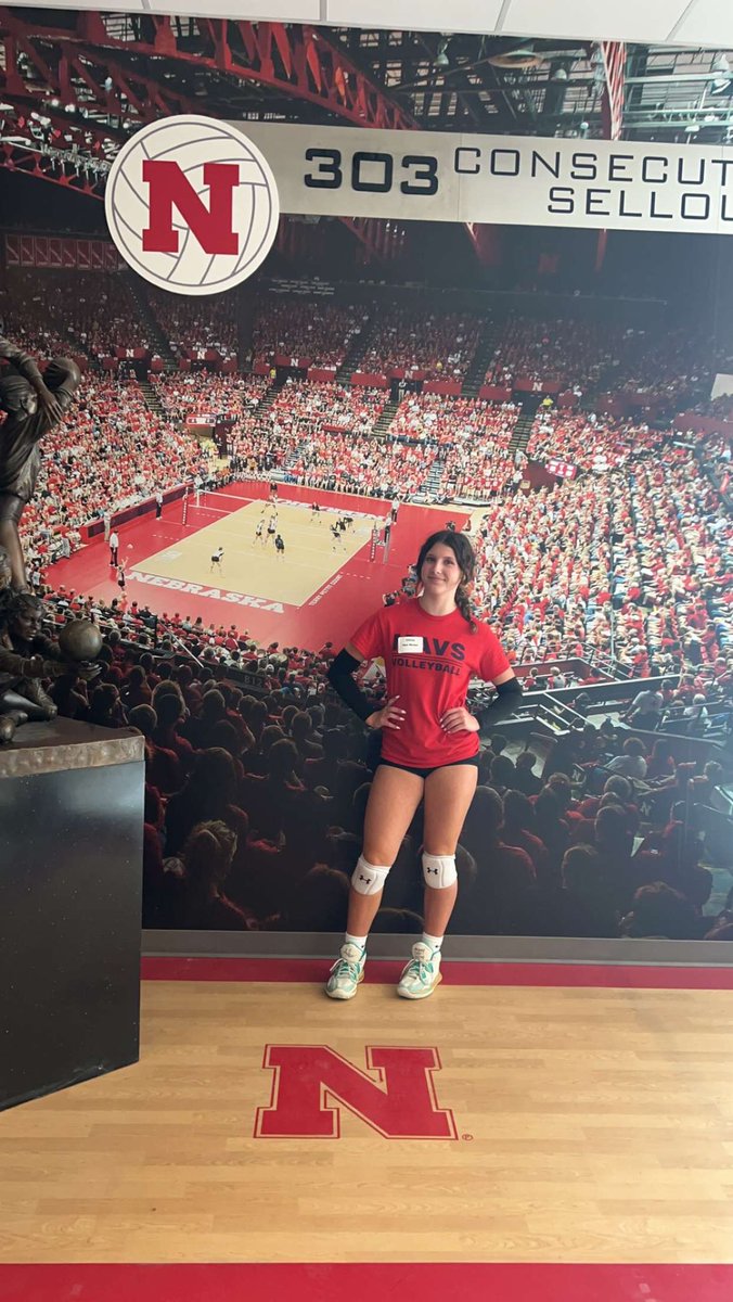 Chloe Van Meter tweet media