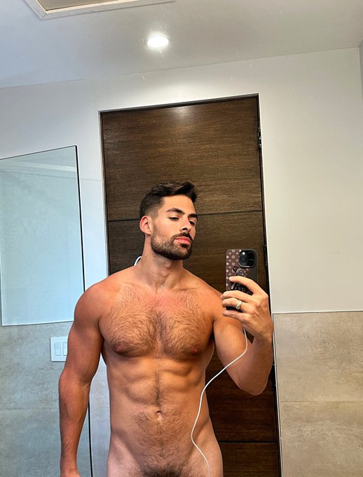 Have a great weekend ❤️🙏🫶 🌶️🌶️content is free for 24 hours https://t.co/kWqUZ364V1 https://t.co/hQYd