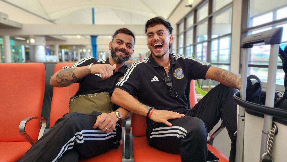 AkshatOM10's tweet photo. Virat Kohli and Ishan Kishan's latest picture when they have left for Dominica for the first Test. 

The laughs 🤍 https://t.co/hg4KRoUOpd