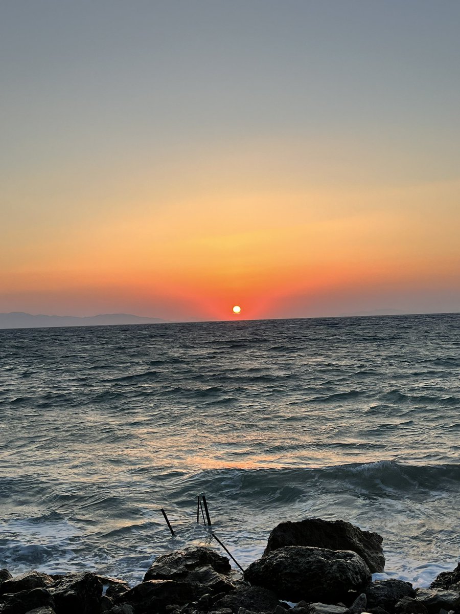 garamacca's tweet photo. #SonsuzZaman #Datça https://t.co/sex7p71e6i
