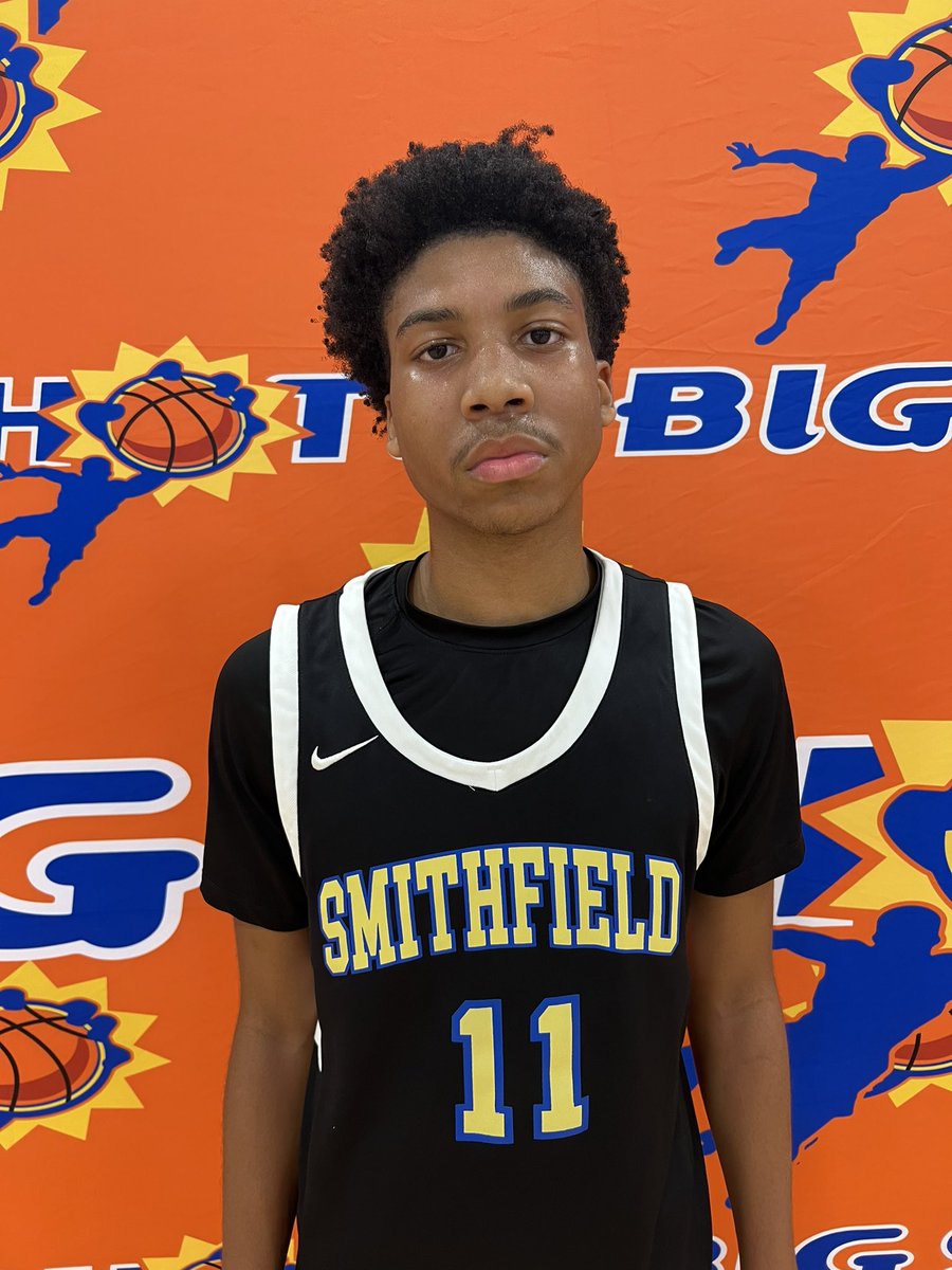 BigShotsGlobal's tweet photo. #BIGSHOTS #VABeachLive 
17U

Team Biss - 61
#15 Devin Johnson 15p

Team Brown - 54
#11 Jayden Wiggins 22p https://t.co/mVqexy4SFO