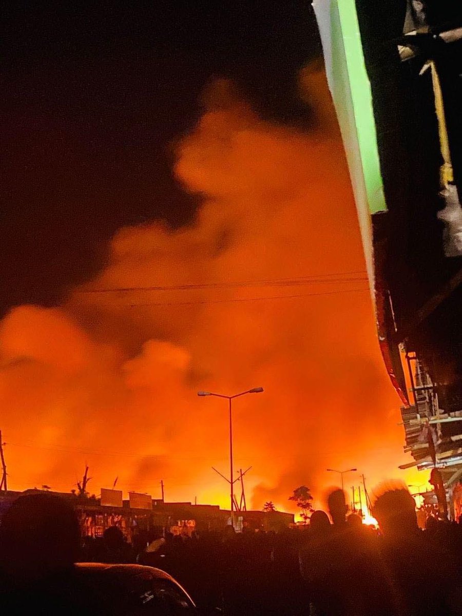 addisstandard's tweet photo. #Ethiopia: #Somali region battles to control massive fire in #Jigjiga city's major commercial district 

Efforts are ongoing to control a massive fire that broke out in Jigjiga city, the capital of Somali regional state, in a shopping district housing commonly known as the New Taiwan Market. The cause of the fire is yet to be determined.

Local media, Somali Fast Info., reported that efforts are currently underway to control the fire by coordinated efforts involving emergency prevention teams, security forces and medical professionals who are are working together to prevent the fire from spreading to other parts of the city.
