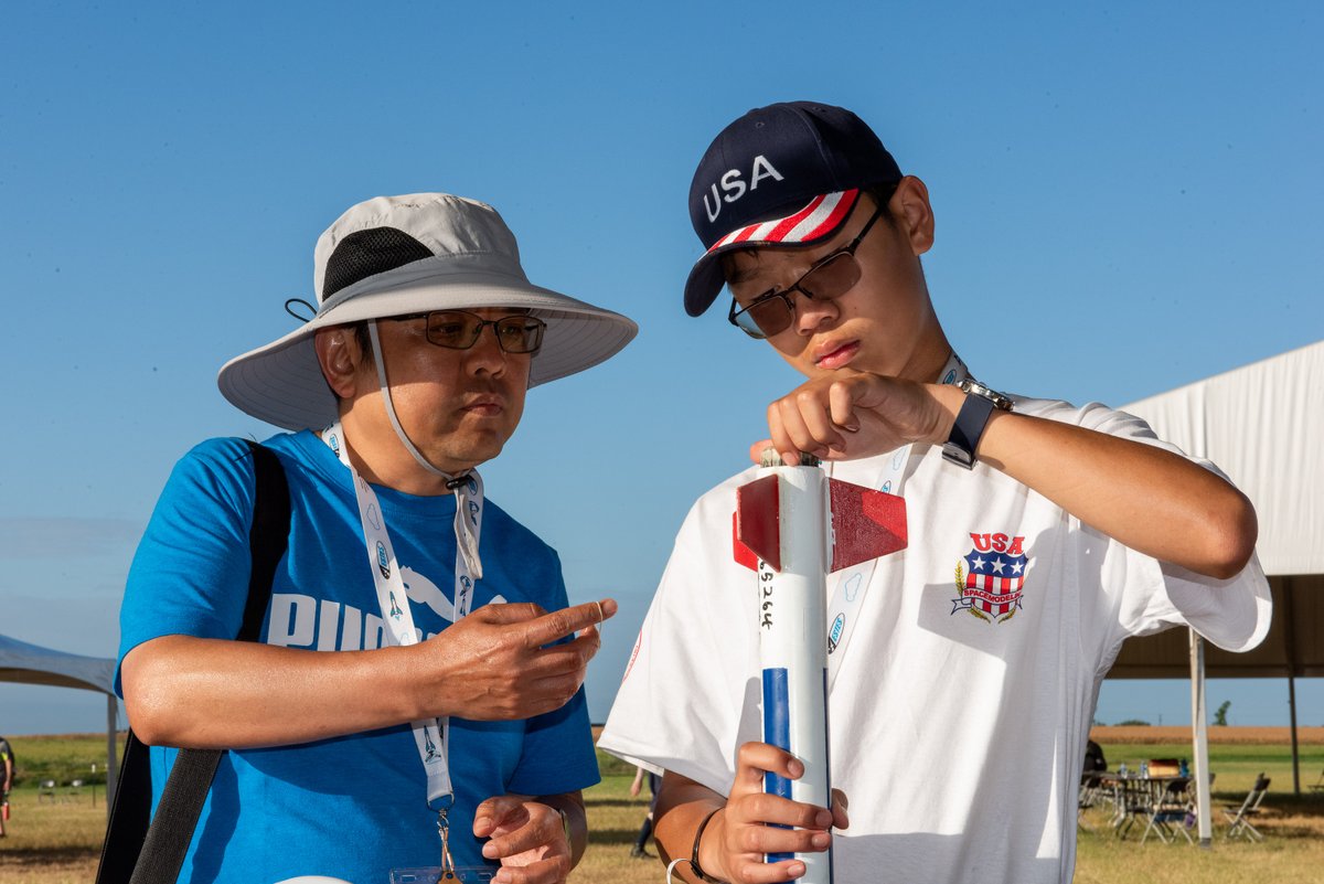 NARRockets's tweet image. 🚀 We had a BLAST during the S2 Precision Payload Competition at the World Spacemodeling #Championship (WSMC)! 🚀 After flying an egg to an altitude of 300 meters, you can’t see if its broken until its all over: nar.org/site/wsmc-2023… #WSMC2023