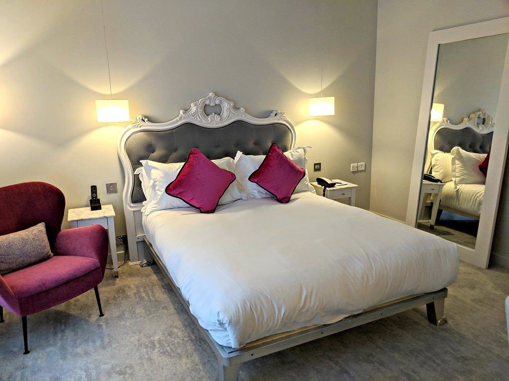 JodyHalsted's tweet photo. Where to stay during your #Ireland vacation? Use this quick guide to find the best places to stay during your vacation.
https://t.co/4sxi0E76Lj https://t.co/UDZEOsDXQy
