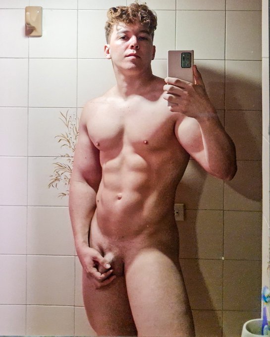 Buena noche! https://t.co/ZVhdZKQFDX