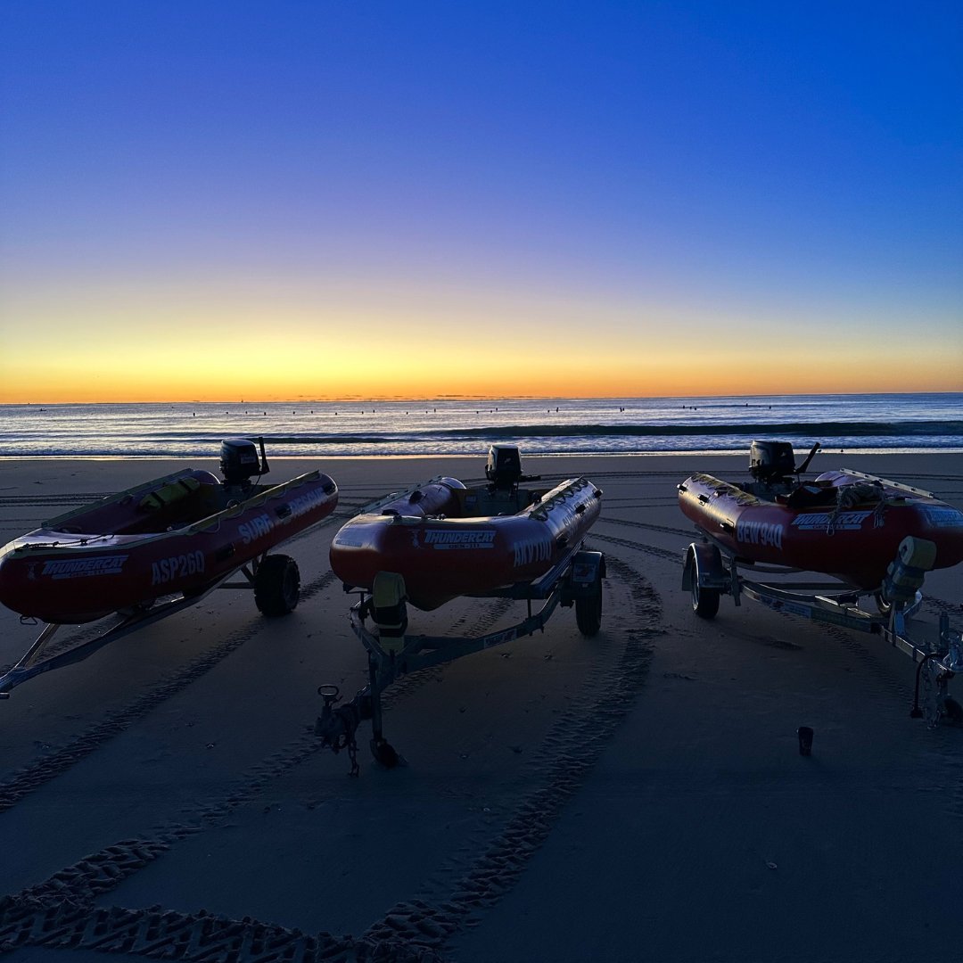 Welcome to Day 1 of the Sharkskin QLD IRB State Championships here at Kurrawa SLSC! 🌊

We've got plenty of room for supporters to view the action in our grandstands.

#redandyellow #thisislifesaving #surfsports #IRB