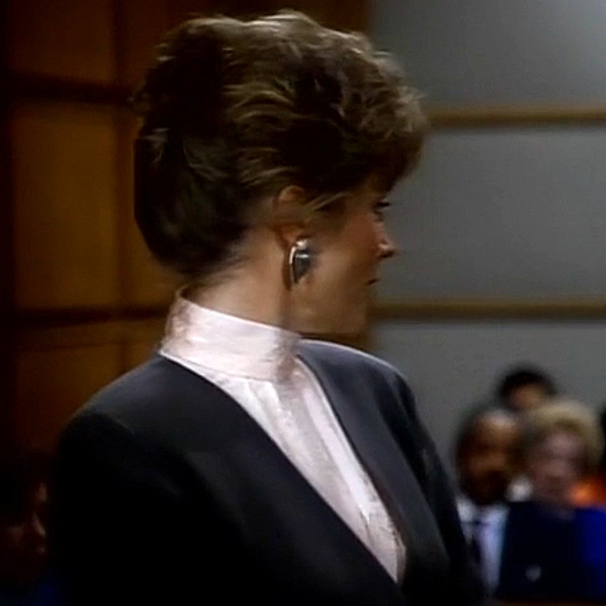 highcollars tweet picture