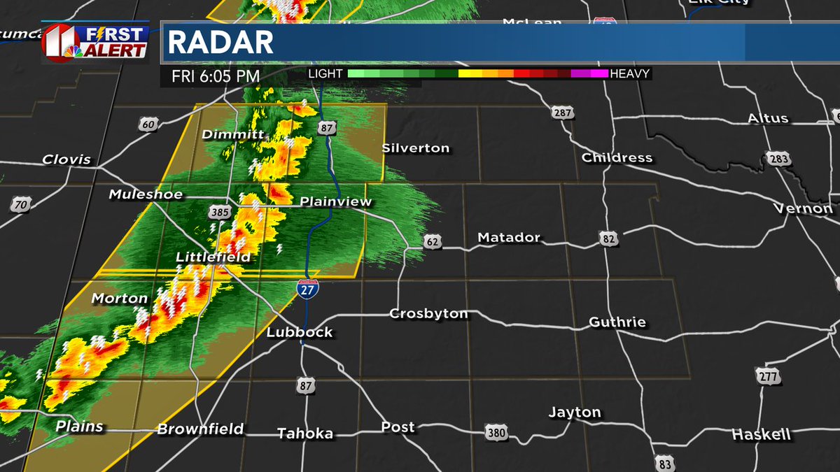 JohnRobisonKCBD's tweet photo. A line of storms extends from the northern South Plains to southeast New Mexico. These storms are moving southeast at 20-30 mph and may produce winds up to 70 mph, heavy rain and possible 1/2 to 3/4 inch hail. https://t.co/m4TWr5ECzZ