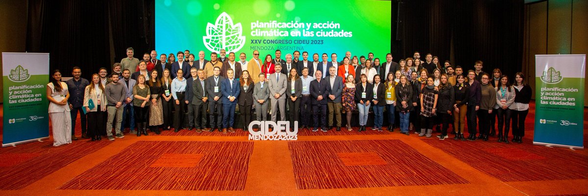CIDEU's tweet photo. Finalizó el XXV #CongresoCIDEU. Gracias a @UlpianoSuarez y al equipo de @ciudaddemendoza, por la organización de este encuentro que contó con la participación de 120 representantes de más de 40 ciudades iberoamericanas.
https://t.co/D6mPmhIpOg https://t.co/VCa4uTZ7DM