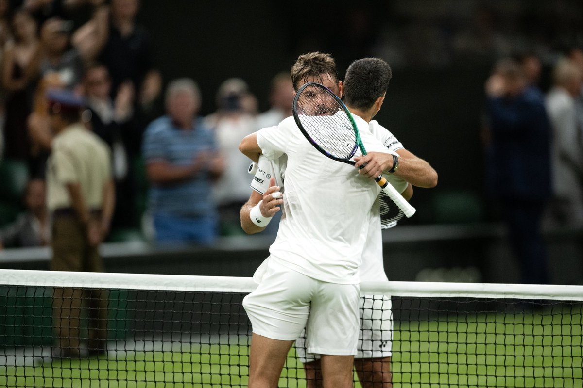I might fall down. But I will not stay down 👍🏻🌱🎾😅💚🙏🏻
#fight #toogood #hardwork #trusttheprocess #wimbledon