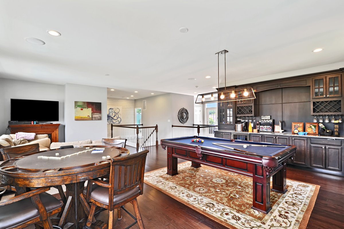 AustinLoft's tweet photo. 🚨NEW LISTING🚨
✨34570 Addyson Court, Lewes, DE✨
⏺️ MLS#:DESU2044232
🛌 4 bedrooms 
🛁 4.5 bathroom 
📐 4,324 square feet 
💰 $1,089,000

DM me for more details!! https://t.co/SfN3z897LG