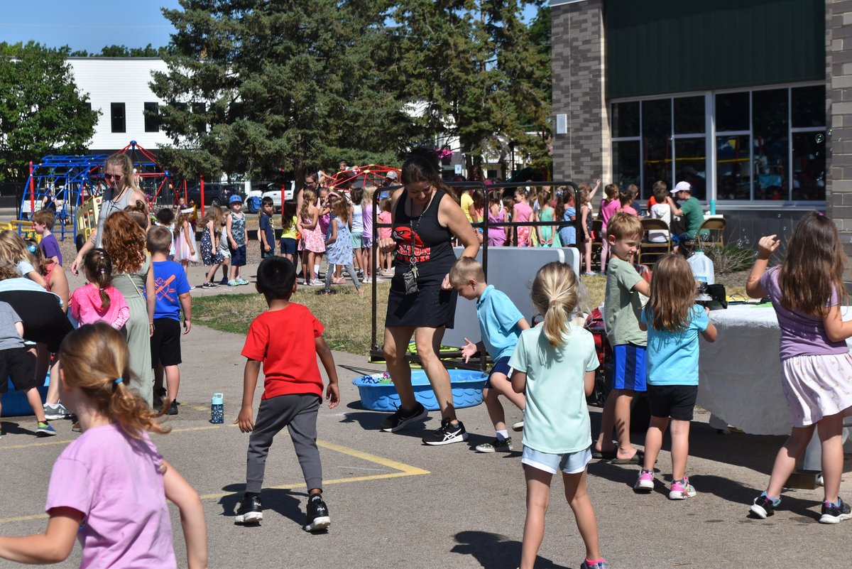 School District of Milton WI tweet media