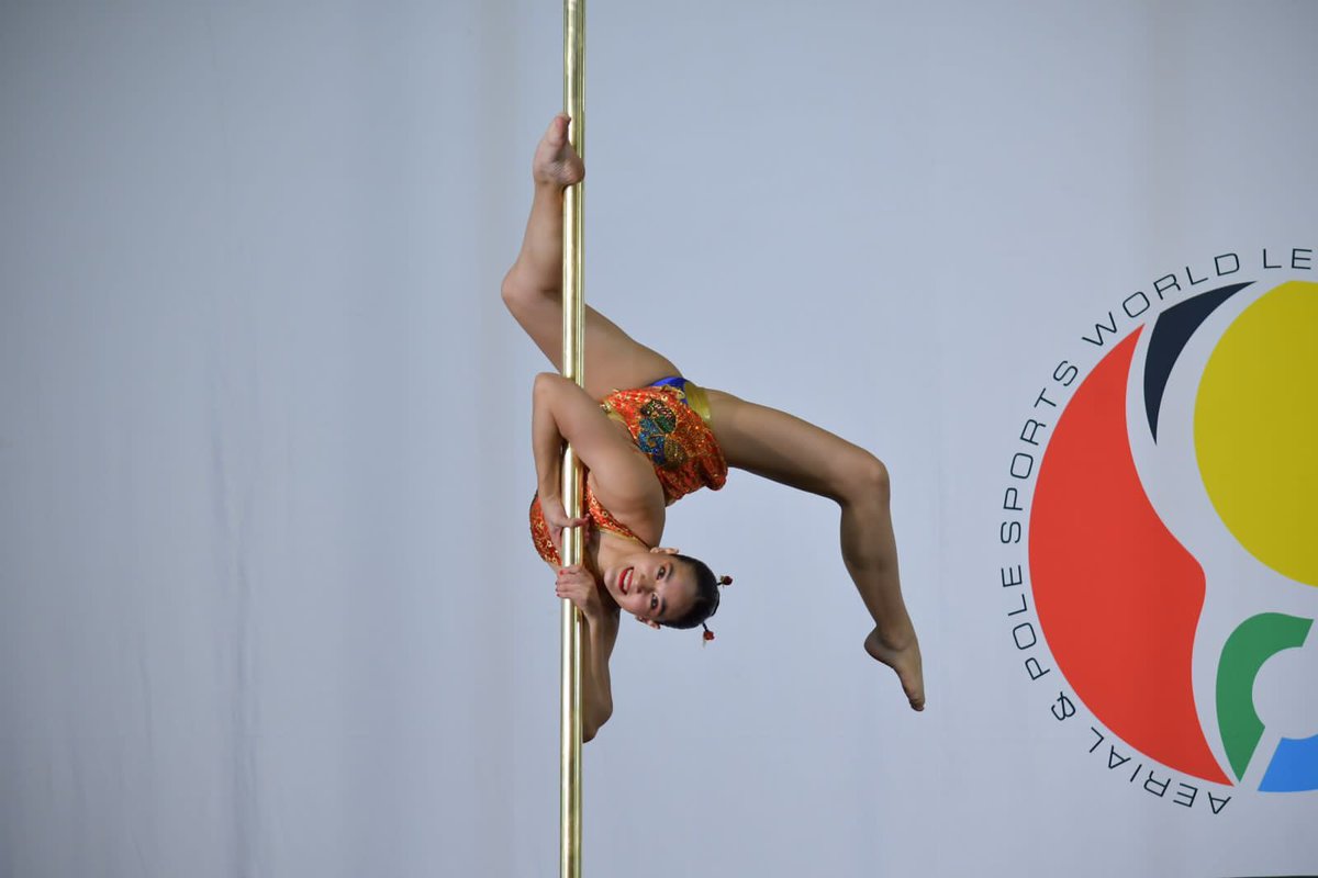 conadeoficial's tweet photo. Clasifican 125 atletas mexicanos al Campeonato Mundial de pole sports y deportes aéreos

Competirán en pole sports, pole art, aerial pole, tela y aro artístico; el certamen se llevará a cabo en Tubarão, Brasil 🇧🇷. 

👉 https://t.co/ZCfj4eIM4q https://t.co/b1RO8aBjrG