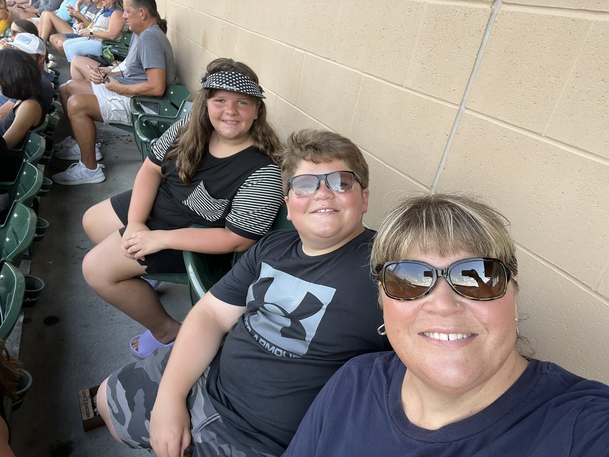 TaraShermanPHS's tweet photo. @indyindians The trivia answer is B! 
❤️🖤 #WeLoveTheIndians #WeLoveTheZooToo 🥰 https://t.co/iLdyOpVtxu