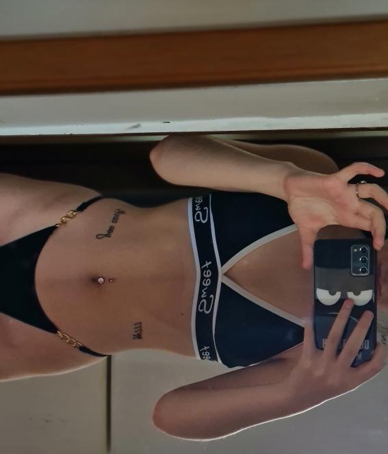 GlobalOnlyfans's tweet photo. 😈 CUTE AND SO HOT ❤️‍🔥🥵
Check her onlyfans page for more content 🤑❤️‍🔥 you will cum so hard 💦😈

https://t.co/TvYoc1fv6b https://t.co/hkiHEXGS97