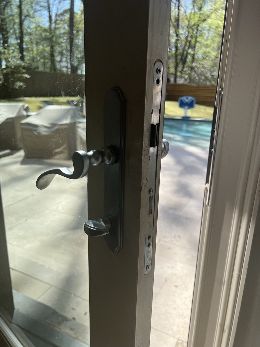 norcrossLS's tweet photo. Lockout service in Norcross,Ga
Are you locked out of your car house or business? Call the local Mobile Locksmith Norcross LLC for free estimate (770) 285-0349

https://t.co/bwdSQoj132

#NorcrossLocksmith #locksmith #LocksmithNorcross #lockoutservice #lockout #norcrossga https://t.co/Cjw4EcCxFm