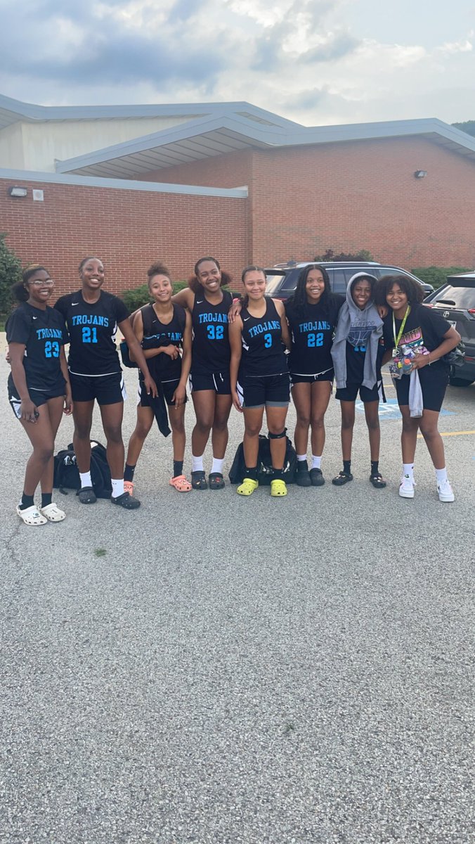 Lady’s Trojans stay undefeated this summer with two wins over Indiana and purchase line at Indiana shootout #lovetheprocess #ladytriojans
