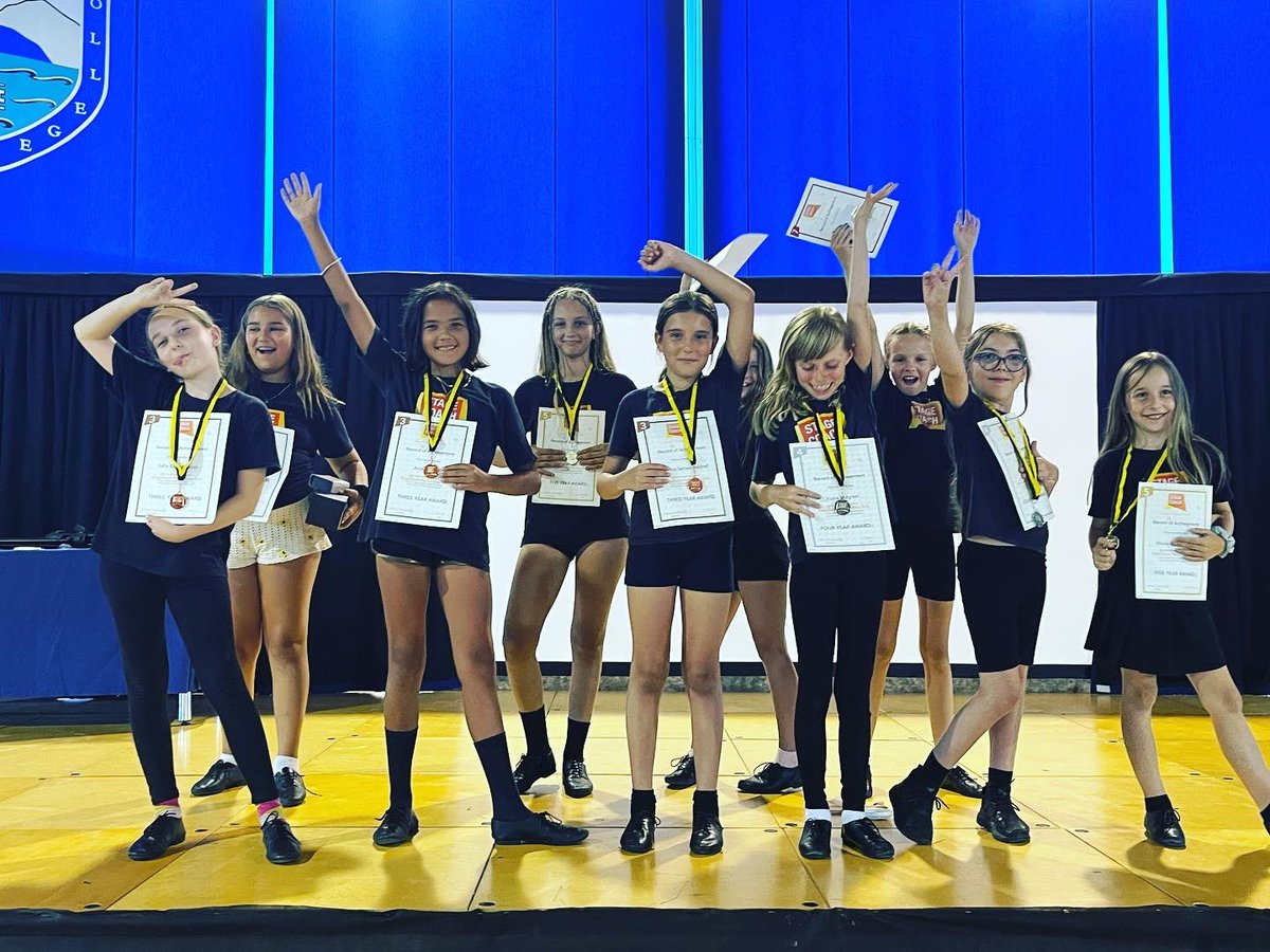 Stagecoach_ES's tweet photo. Our students from Gibraltar, Fuengirola and Marbella receiving their end of term awards, including 8 x 7 year awards, a 9 year award, a 10 year award and a 13 year award!!👏👏 very proud principal moment 🥉🥈🥇🎭 #act #sing #dance #gibraltar #Fuengirola #Marbella 🎭🎤👯‍♀️ https://t.co/PaEX9jmK6g
