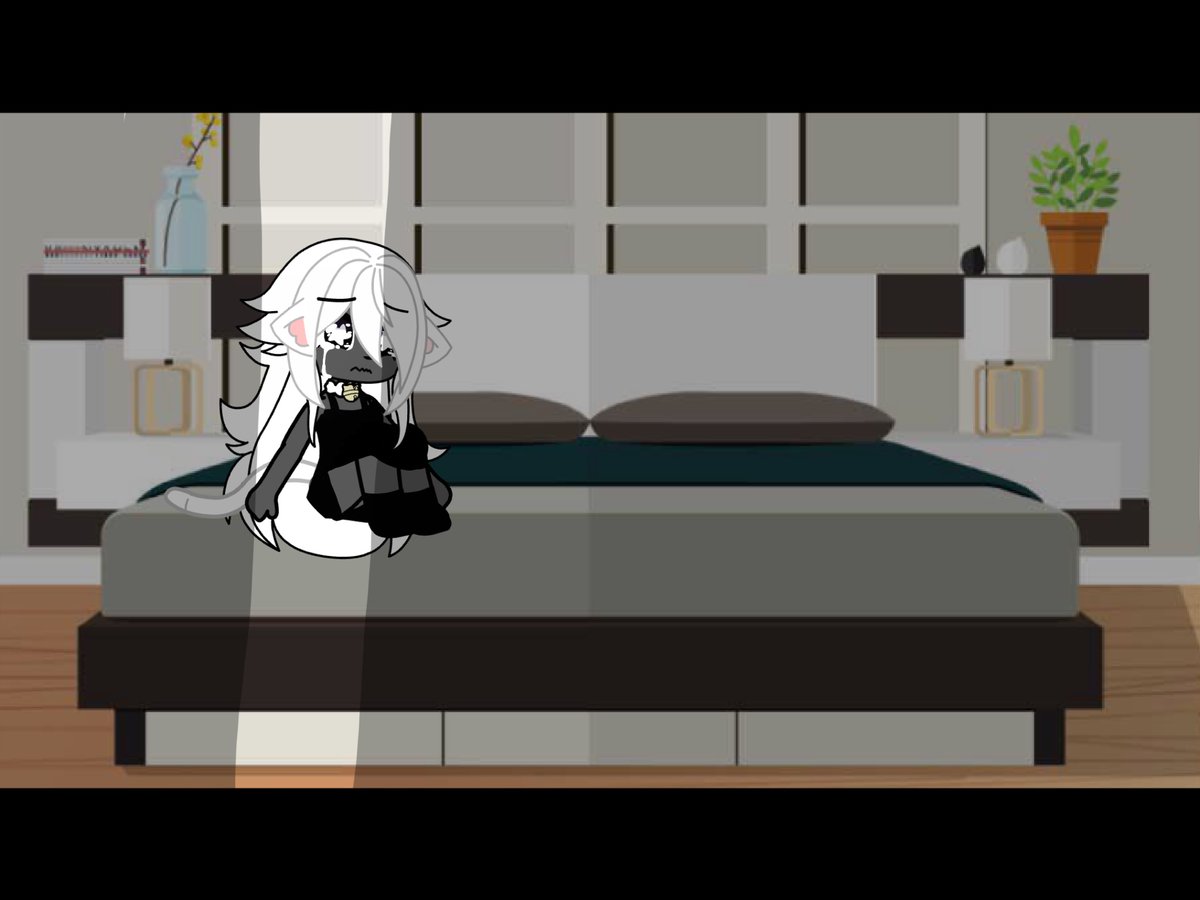 cyhall069's tweet photo. You see Casey crying on her bed, what do you do? https://t.co/89nr4ZMIl8