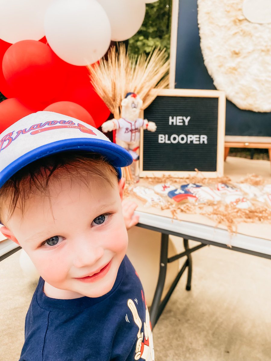derekDberry's tweet photo. Montgomery’s favorite @braves player is #Blooper - so he got a @blooperbraves party 🎈 ⚾️ https://t.co/YEKLFK6wrO