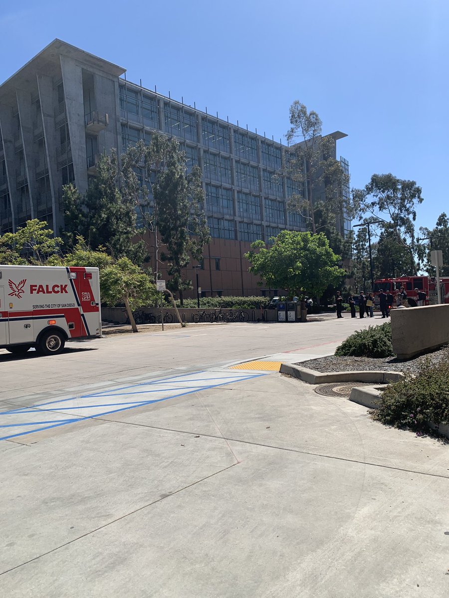 Nothing like a building evacuation on a Friday to cap off the week. Apparently someone autoclaved a hazardous liquid on our floor (formaldehyde?). There was definitely a weird smell. So much for my sequencing! Glad DNA is stable for a while at room temp 😅