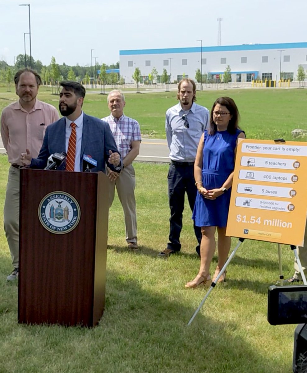 JonRivera149's tweet photo. I was proud to stand with local elected officials, labor leaders and small business owners yesterday to call out Amazon’s Hamburg warehouse project for what it is — a bad deal for taxpayers. https://t.co/3QwOTJwPRH