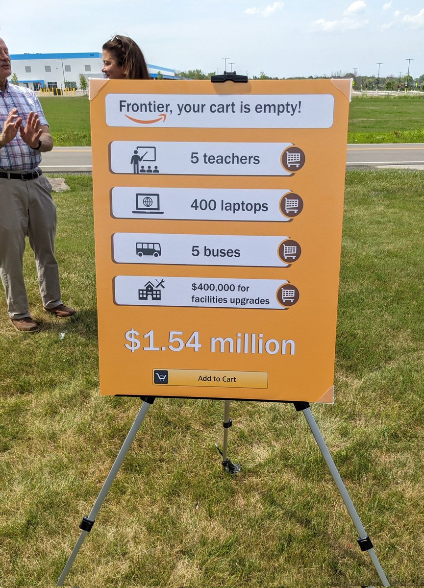 JonRivera149's tweet photo. I was proud to stand with local elected officials, labor leaders and small business owners yesterday to call out Amazon’s Hamburg warehouse project for what it is — a bad deal for taxpayers. https://t.co/3QwOTJwPRH