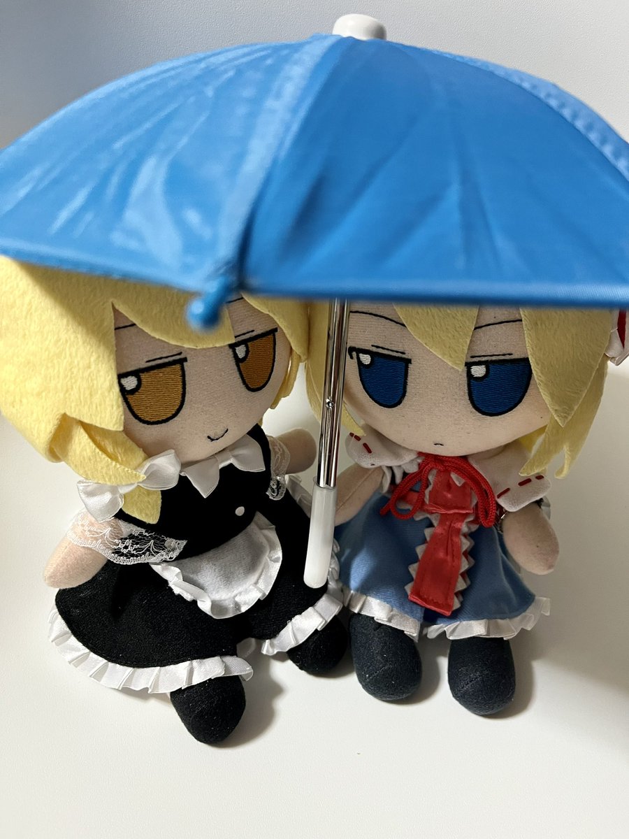 KIYO53173101's tweet photo. マリアリ相合傘 https://t.co/HvEdYgNaBh