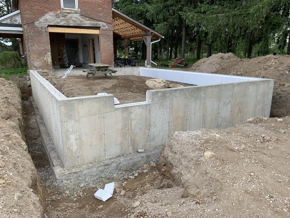 Walls formed and poured by Brogan Built 👍🏻 On time and good work! #reno2023