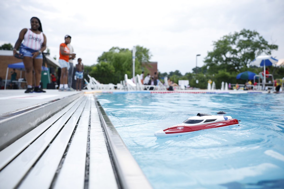 Late Night Drip live and wet in Ward 8. We are going until 11pm. Pull up on Oxon Run Pool.