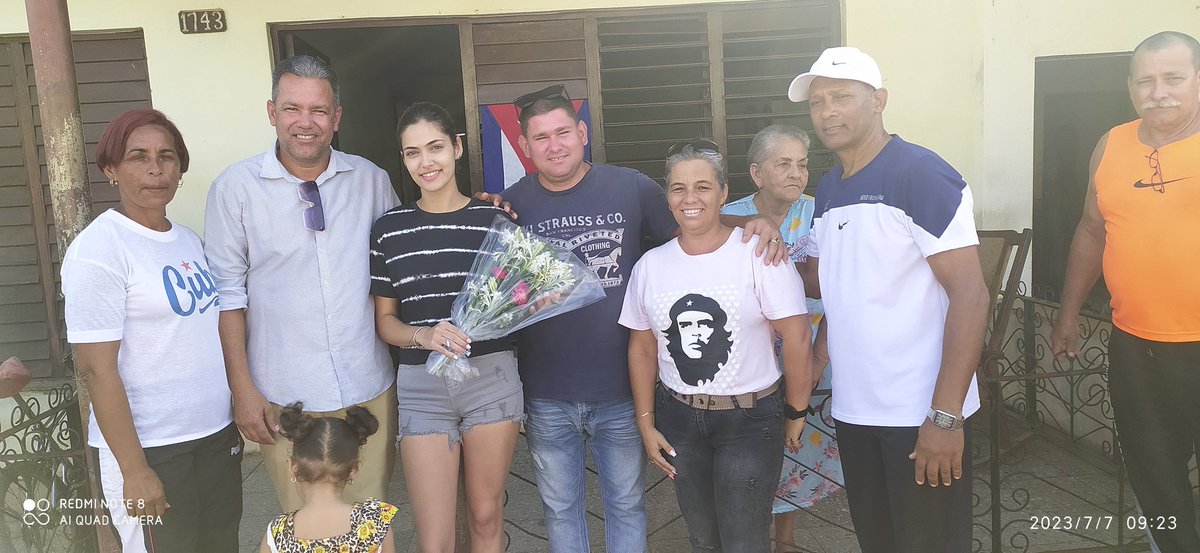 Lenin52256627's tweet photo. Recibimiento a los atletas q participaron en los juegos centroamericanos en el Salvador . #JagueyEnVictoria @AmppGrande @LuzardoMagdiel @IvnMartnezIzqu1 @DiosenisS @mariofsabines https://t.co/HJGK58woWx