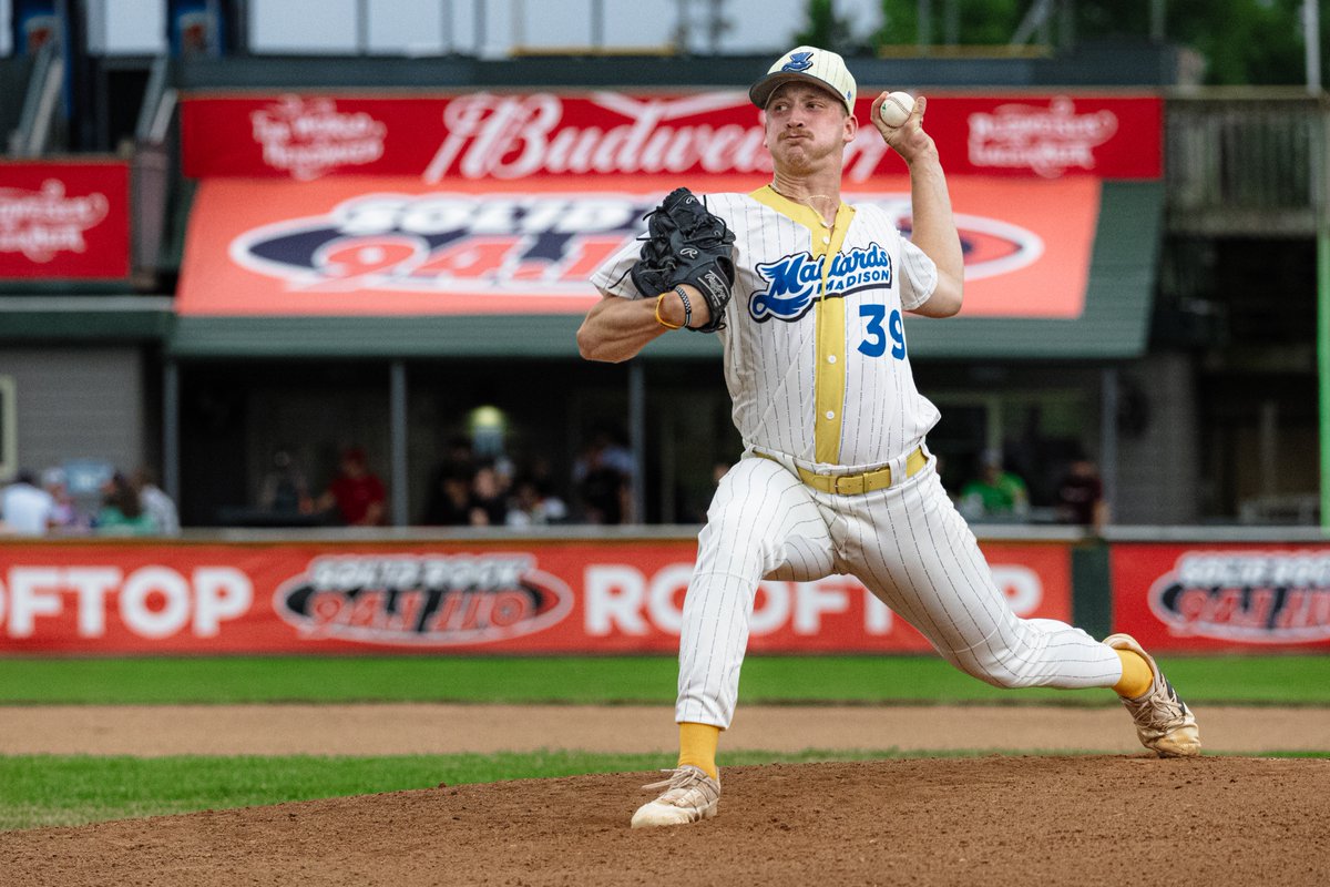 MadisonMallards's tweet photo. domination. 🦆🔥

4 IP | 8 strikeouts <- that's a lot. https://t.co/qOWvyflcmy