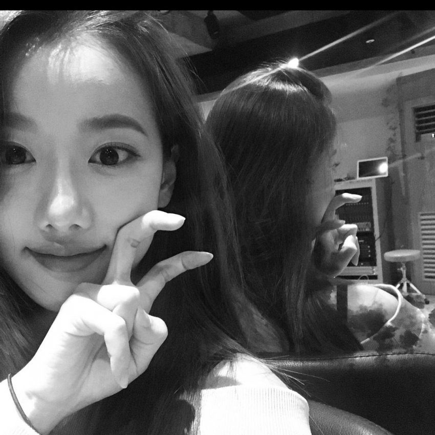 흑백사진속 나은의 일상 #이나은 #나은 #LEENAEUN