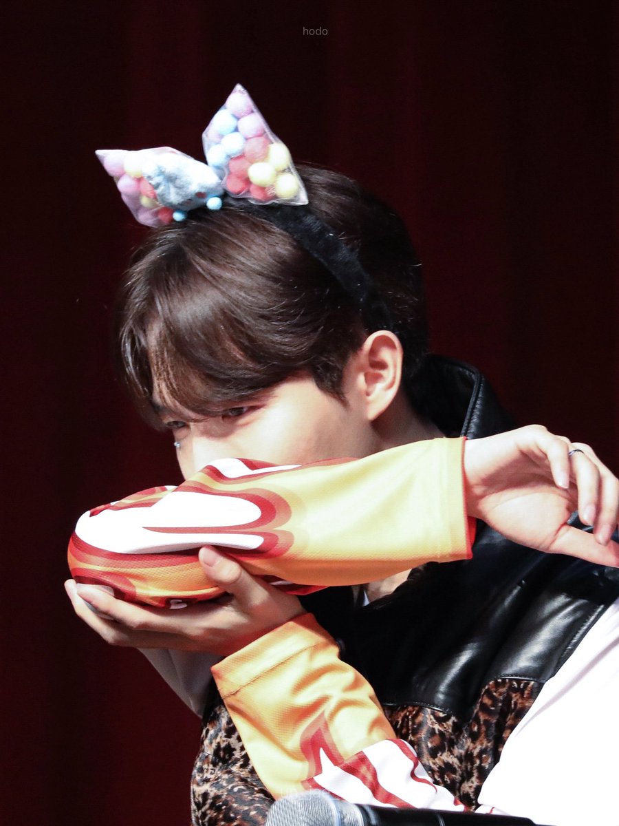 kj_hodo's tweet photo. 230707 미니레코드 #김재환

엣취🤧 https://t.co/OQZ8yShmB7