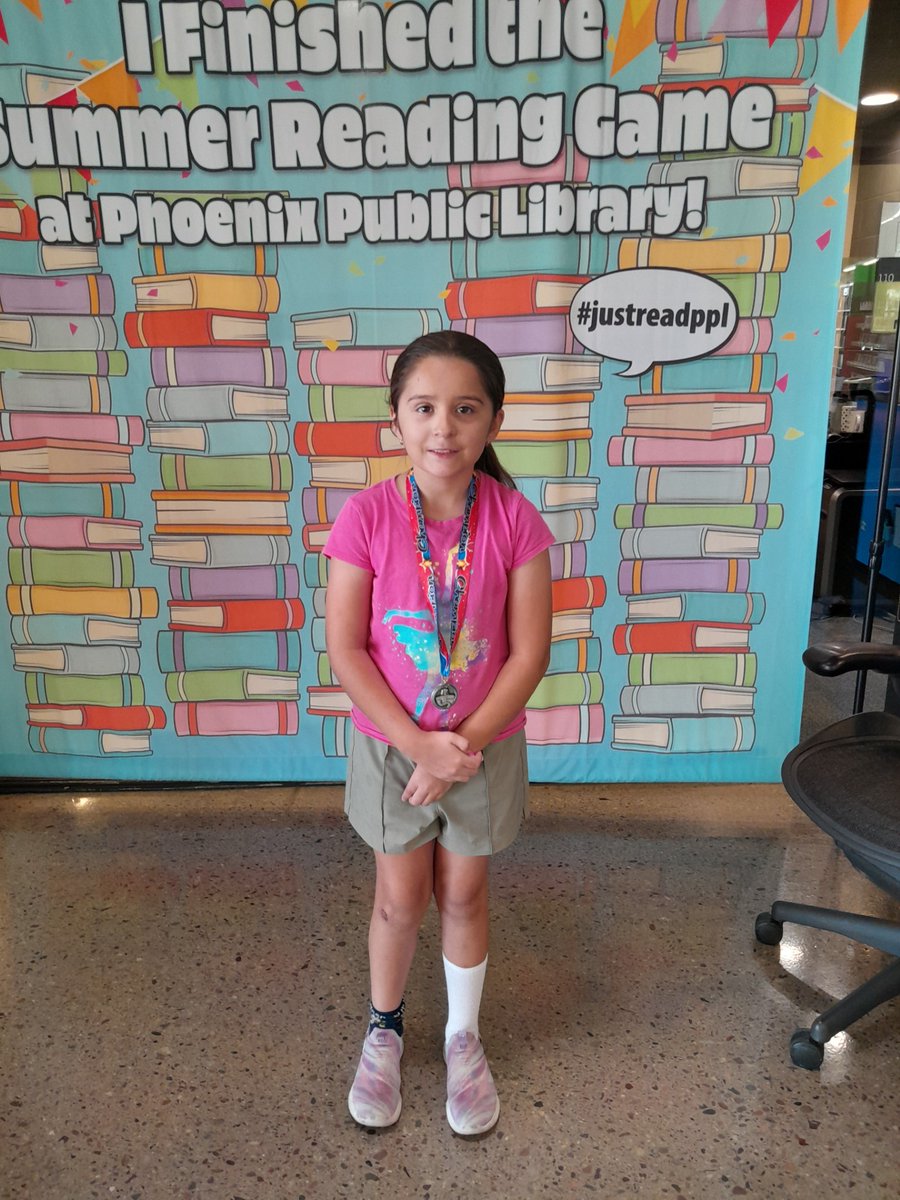 PhxLibrary's tweet image. Congratulations to this week’s #SummerReadingGame finishers! ☀️❤️📚 From #HarmonLibrary, there is Kayla &amp;amp; Kaliee Marie, along with Durpree, Blue Preeah &amp;amp; Damjia. From #PaloVerdeLibrary, say congrats to Olivia. You are all SUPER READERS! bit.ly/3PdM6rI