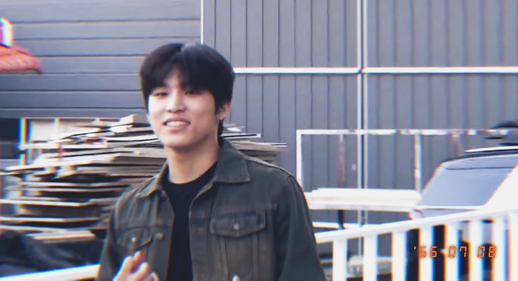jwoolovs's tweet photo. stay in the middle
like you a little — #박정우 https://t.co/p4Q5pNXysl