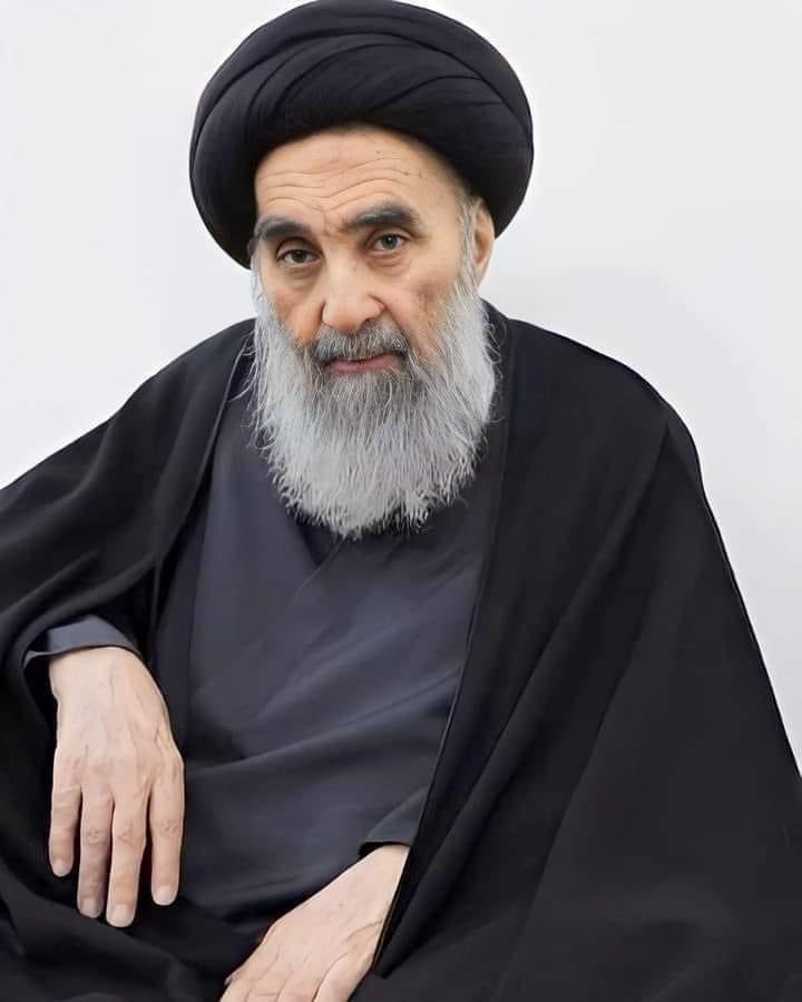 syedzaighum110's tweet photo. This is how you glow even at the age of 92, when you become the true servant of Ameer ul Momineen Ali ibn Abutalibع. The most recent picture of great Merjah Syed Ali Sistani, MashAllah♥️ https://t.co/u0SXIhwOVg