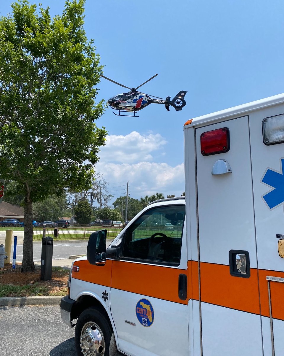 Our good friends at UF Health have some great pilots who perform with a high level of skill day-in and day-out to keep our communities safe! 👏 #TraumaOne #EMS