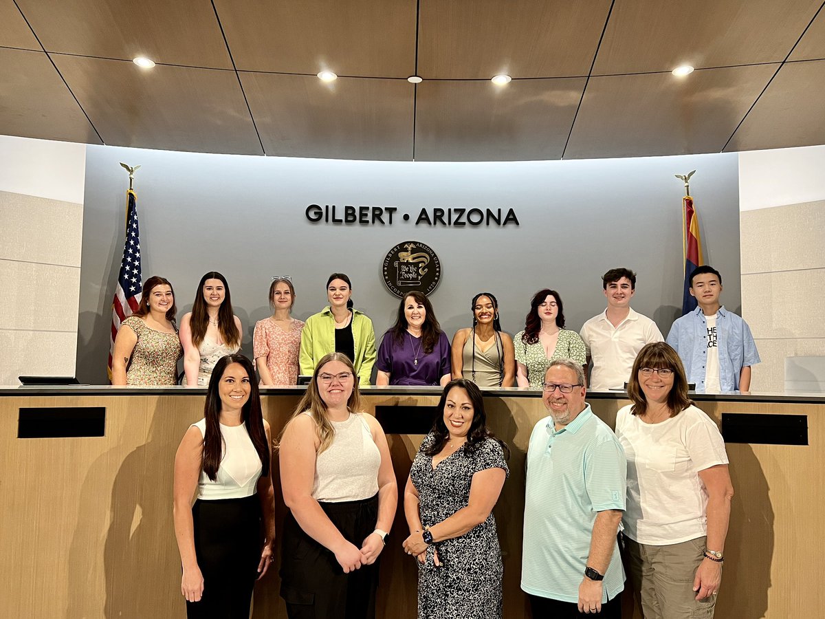 GilbertAZMayor's tweet photo. Yesterday, CM Koprowski and I had a great visit with the Gilbert Sister Cities Ambassadors: 4 Gilbert &amp; 4 Antrim-Newtownabbey N. Ireland. All 8 spent almost 2 weeks in AZ &amp; all will fly to N. Ireland this evening for almost 2 weeks. 

#GilbertSisterCities 
#ConnectingGilbert https://t.co/oVbk1jipYA