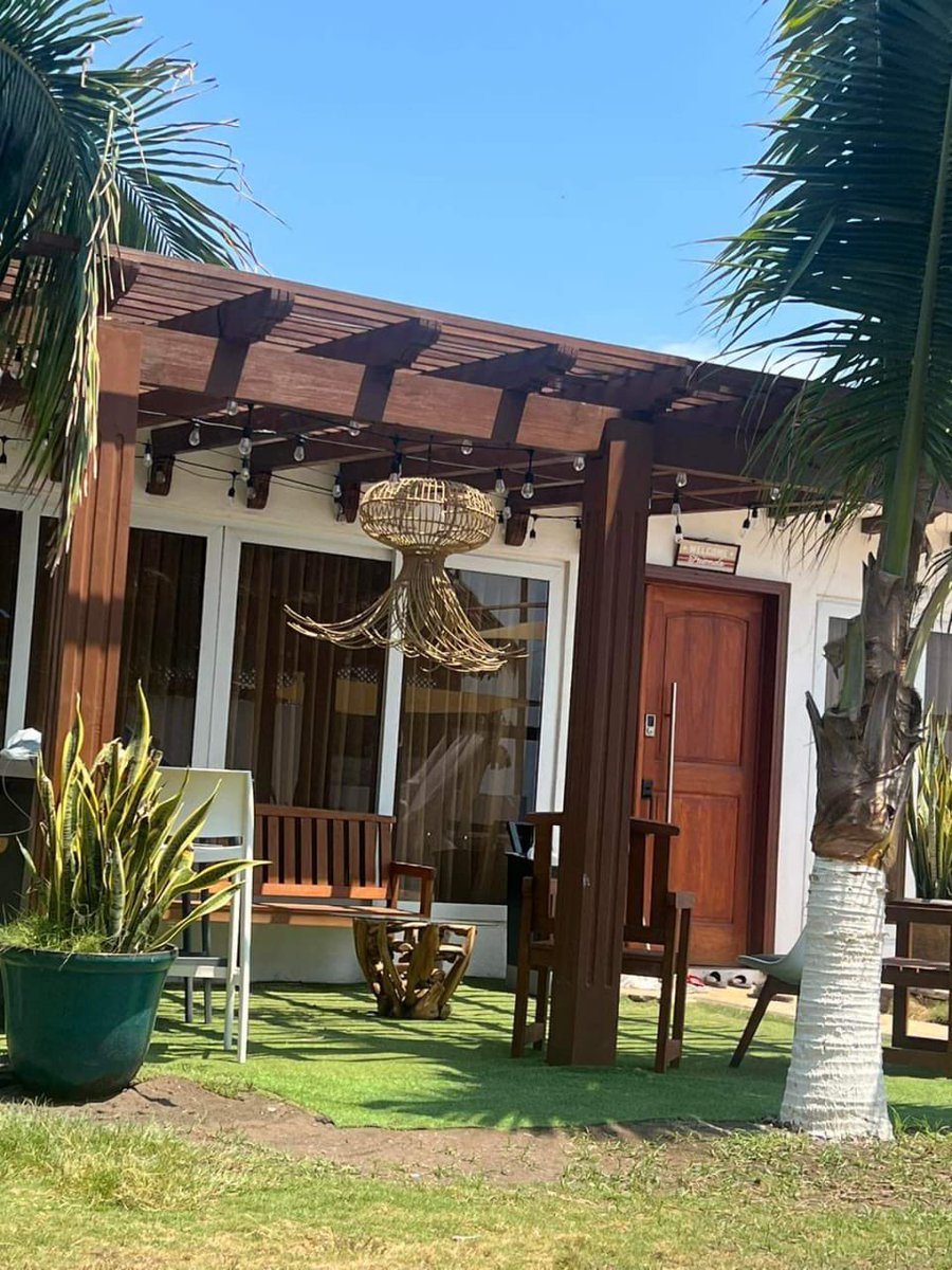 MrPedri16's tweet photo. Hilo de Estafa Rancho Casa Playa de Luna / Costa Azul… (sonsonate) Facebook alternan nombre y cuentas en Blanco Atlántida, Industrial y Cuscatlan te mandan fotos súper bonitas (esta zona de la costa hay ranchos así)  sigue… #DenunciaCiudadana #estafa  #ElSalvador https://t.co/IDV87qgvSN