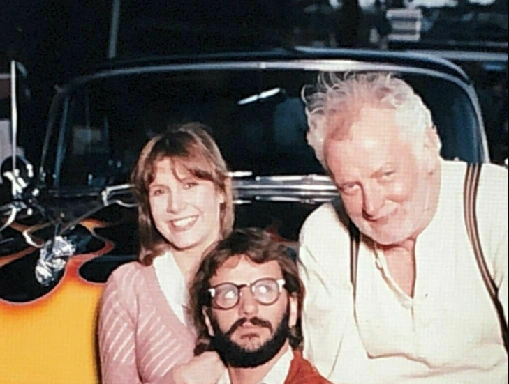 BrutusMaximusX's tweet photo. #1970s #MovieIconics #Iconc #TheBeatles
Carrie Fisher in the 1978 TV movie Ringo.
John Ritter, Vincent Price, Art Carney and Ringo Starr https://t.co/NIaEONbWAG
